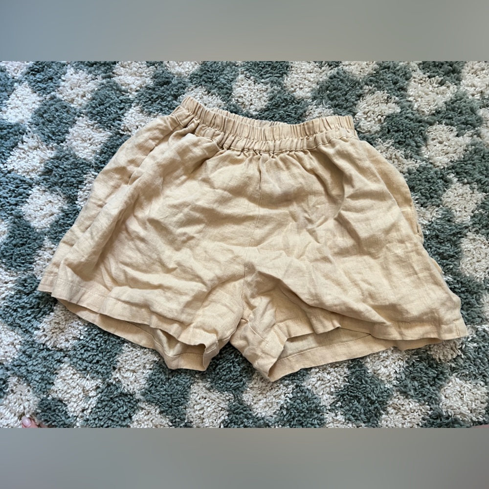 Linen shorts. Size M/L VGUC